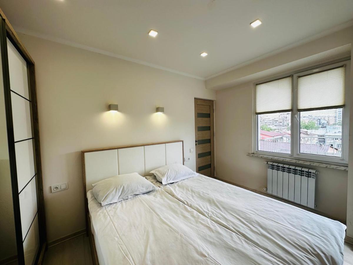 Suite Apartment On Pushkin Street Erivan Dış mekan fotoğraf